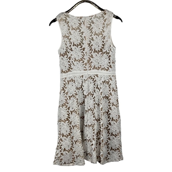 ADRIANNA PAPELL ILLUSION FLORAL SLEEVELESS WHITE NUDE LACE FIT & FLARE DRESS - Picture 5 of 16